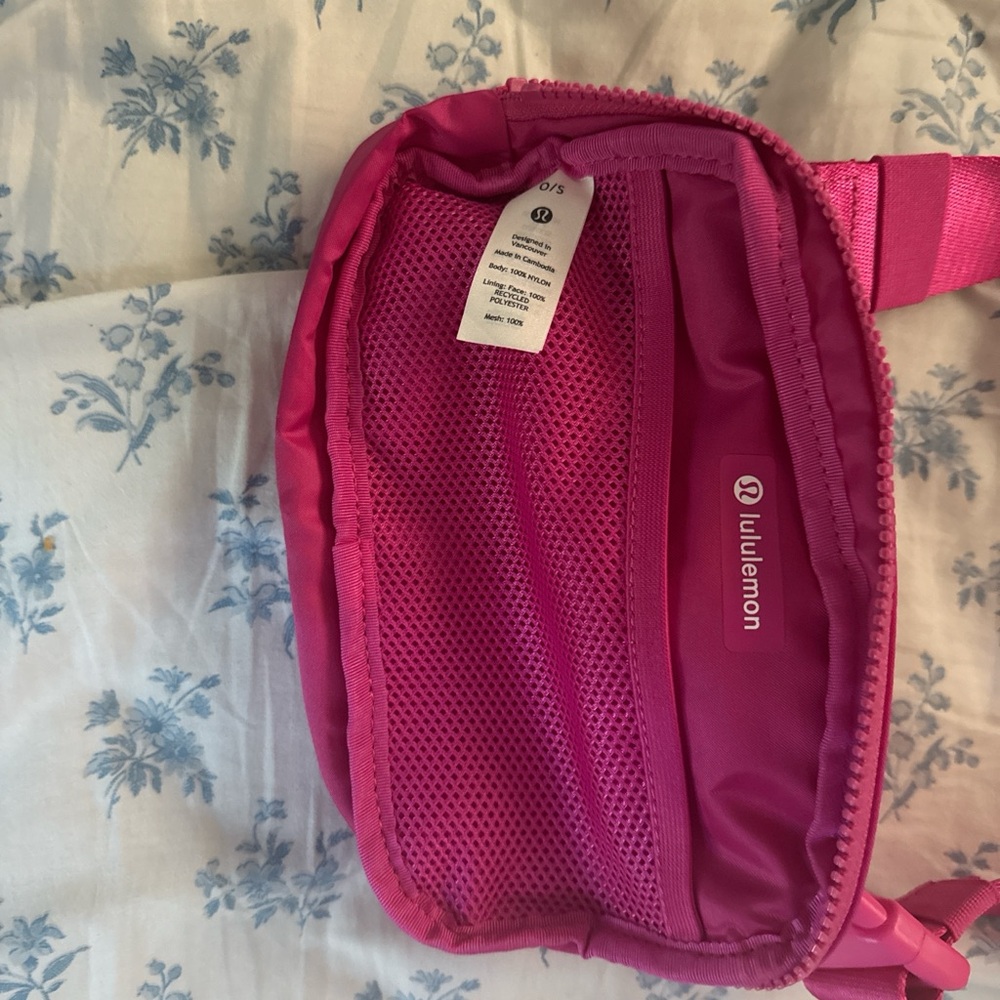 lululemon athletica Vibrant Pink Crossbody Bag - Picture 1 of 3